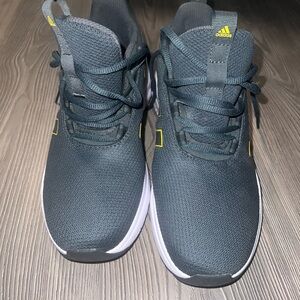 Adidas Racer TR33 Dark Green and Yellow Athletic Sneakers-Men’s 7.5.